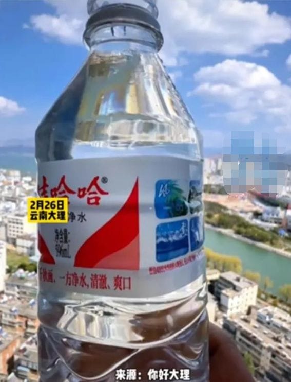 娃哈哈瓶身包装现广西美景：“真诚”才是品牌口碑积累的“秘方”